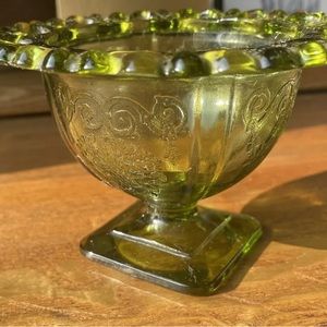 Vintage Open Laced Edge Pedestal Green Glass Bowl Candy Dish Pretty Design